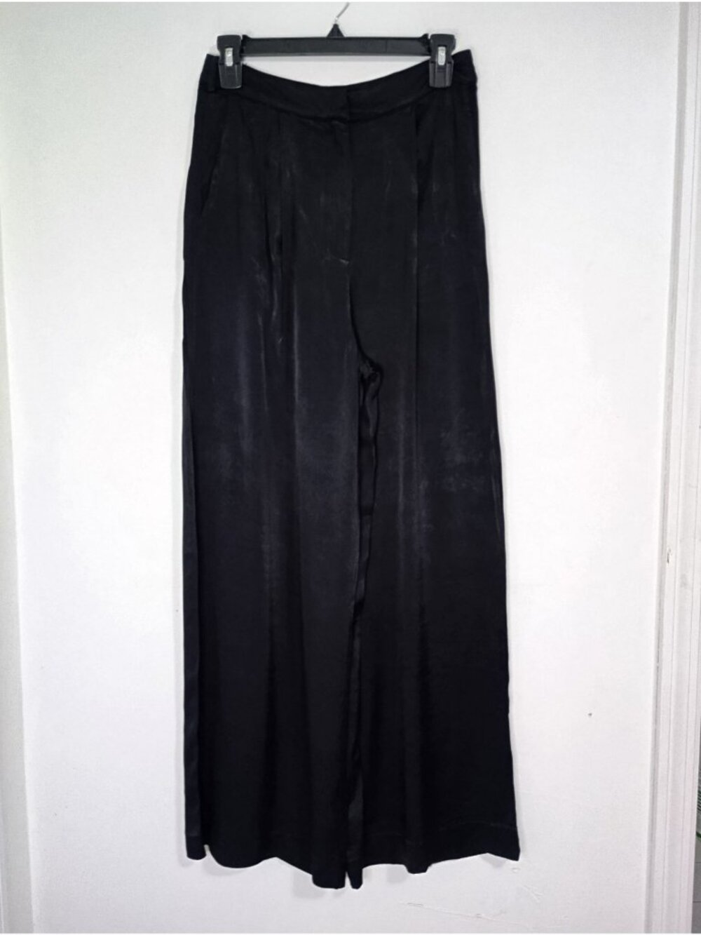 Meshki Black Wide-Leg Dress Pants With Pockets Size M